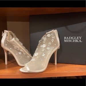 BADGLEY MISCHKA Isadora